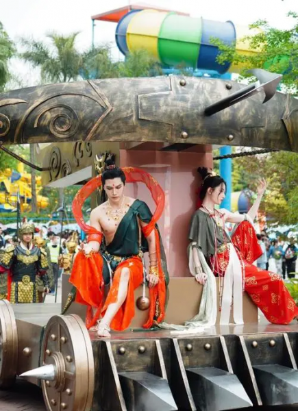 欢乐乐园兼职COSER（气氛活动员）